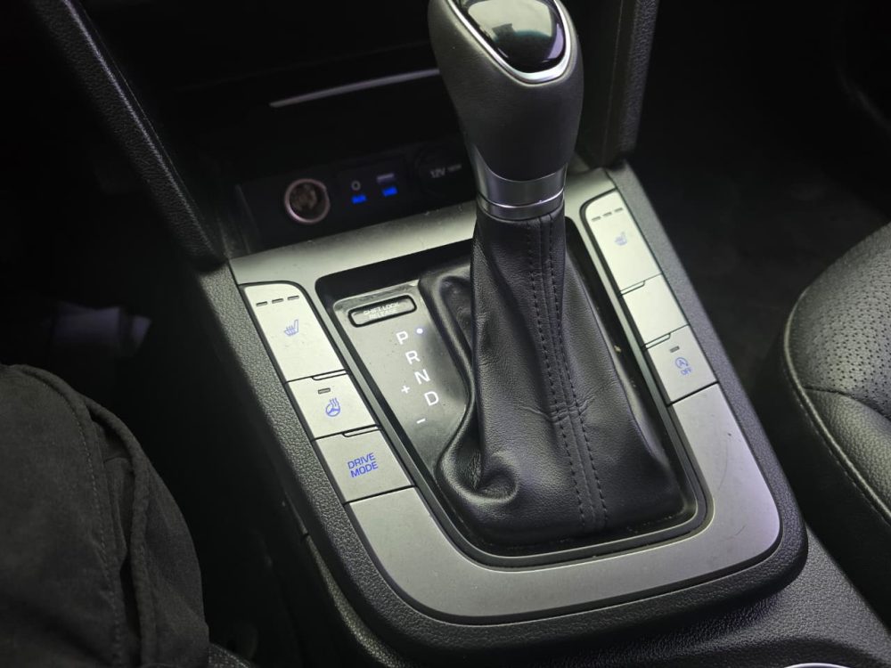 HYUNDAI AVANTE 2018 – 1.6cc Turbo Diesel / 5 Pasajeros / Cámara Retro - Imagen 21