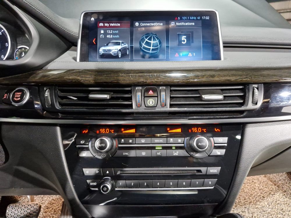 BMW X6 30d 2018 – 3.0CC TwinPowerTurbo Diesel / 4X4 / 5 Pasajeros - Imagen 18