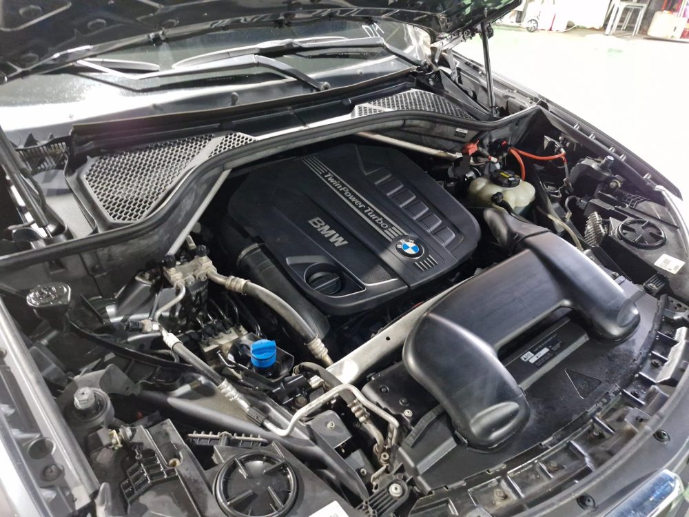 BMW X6 30d 2018 – 3.0CC TwinPowerTurbo Diesel / 4X4 / 5 Pasajeros - Imagen 11