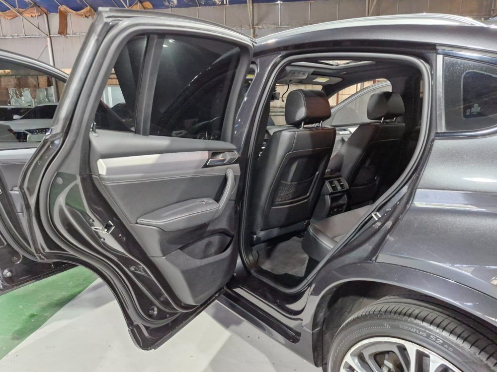 BMW X4 2018 – 2.0cc TwinPowerTurbo / XDrive / 5 Pasajeros / Kit M Sport - Imagen 14