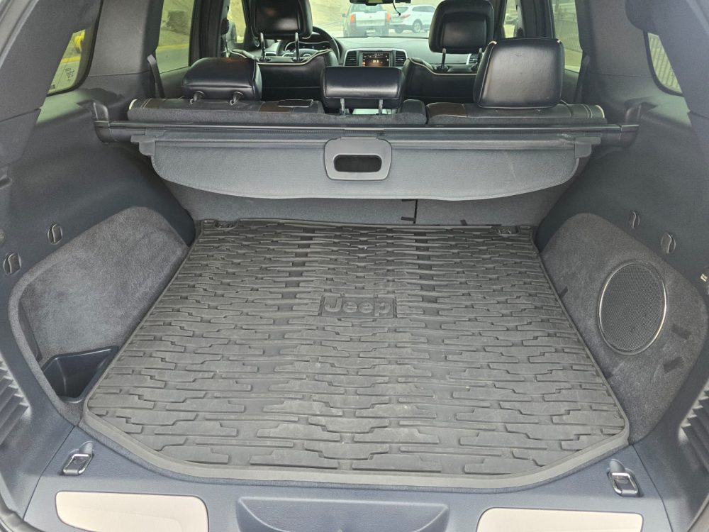 JEEP GRAND CHEROKEE OVERLAND 2015 – 3.0 DIESEL / 5 PASAJEROS / 4X4 / FULL EQUIPPED - Imagen 16