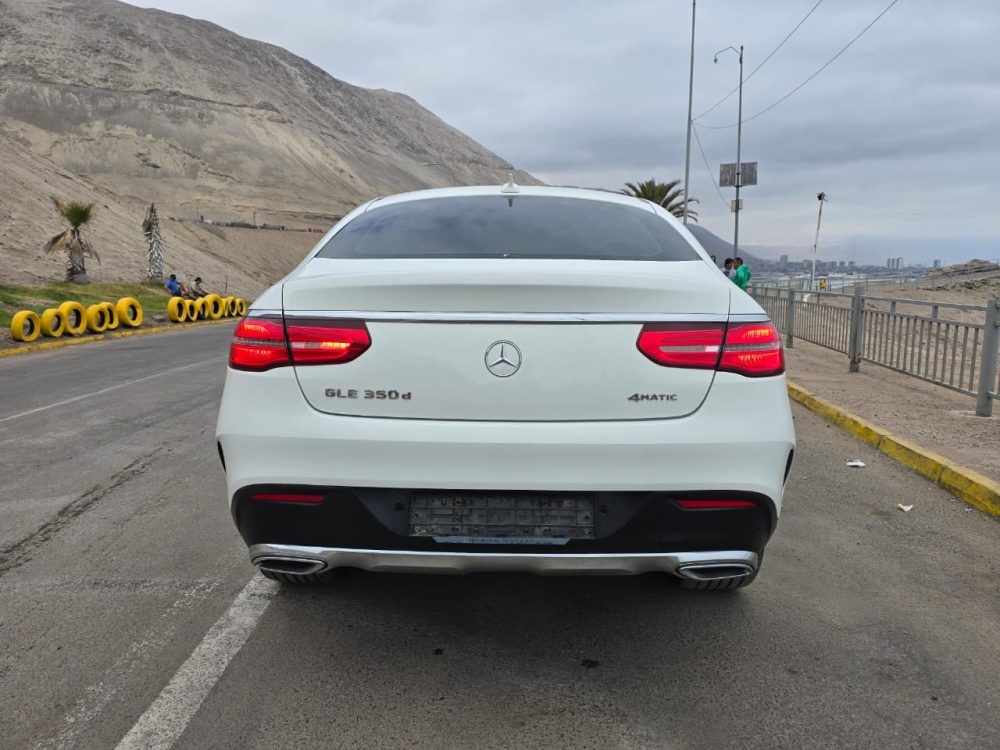 MERCEDES BENZ GLE 350d COUPE 2018 - 3.0cc Turbo Diesel / 5 Pasajeros / 4Matic / Kit AMG - Imagen 11