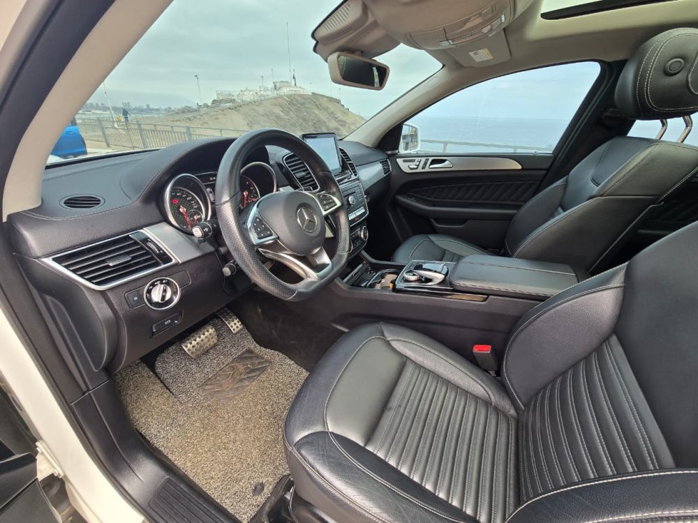 MERCEDES BENZ GLE 350d COUPE 2018 - 3.0cc Turbo Diesel / 5 Pasajeros / 4Matic / Kit AMG - Imagen 25