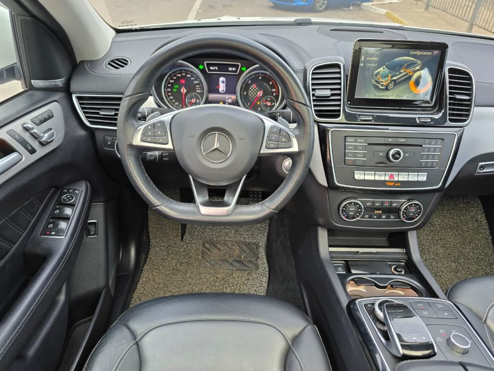 MERCEDES BENZ GLE 350d COUPE 2018 - 3.0cc Turbo Diesel / 5 Pasajeros / 4Matic / Kit AMG - Imagen 33