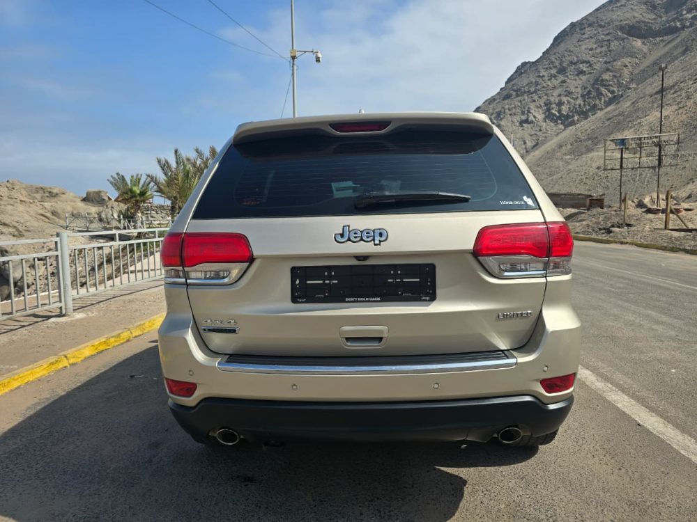 JEEP GRAND CHEROKEE LIMITED 2014 – 3.0 DIESEL / 5 PASAJEROS / 4X4 / FULL EQUIPPED - Imagen 8