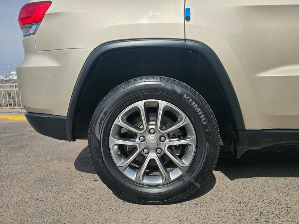 JEEP GRAND CHEROKEE LIMITED 2014 – 3.0 DIESEL / 5 PASAJEROS / 4X4 / FULL EQUIPPED - Imagen 14