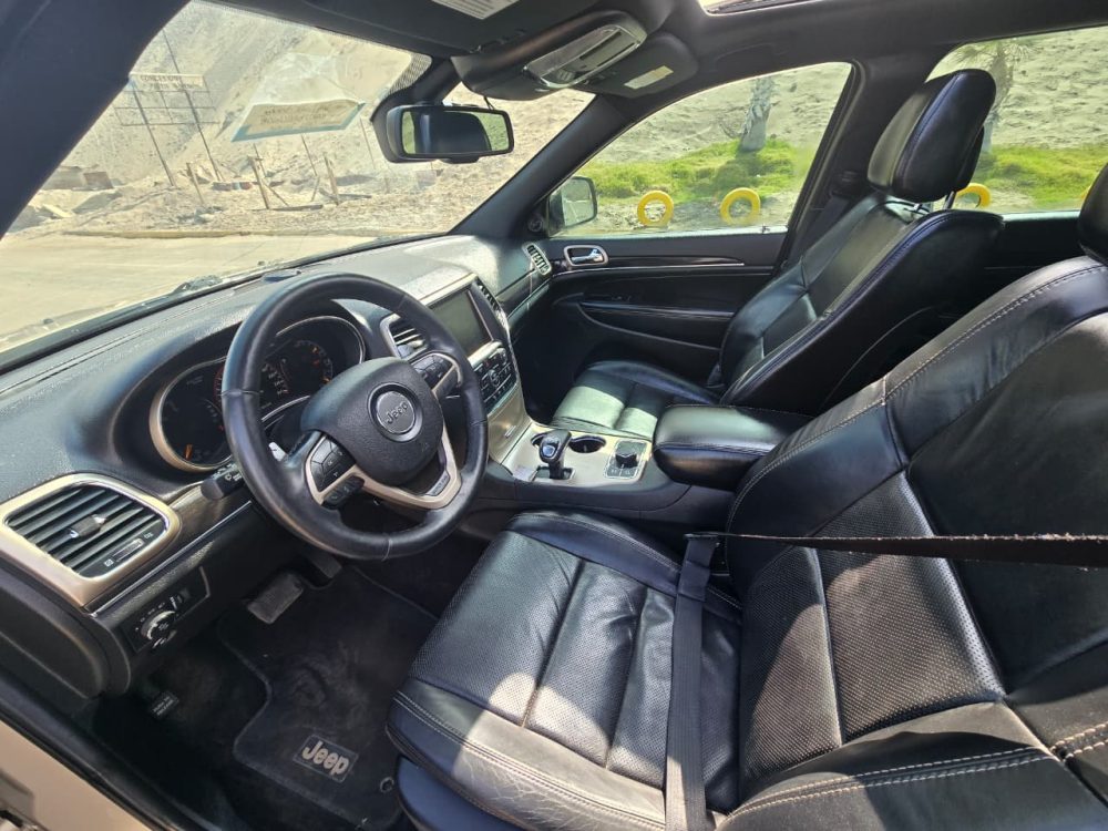 JEEP GRAND CHEROKEE LIMITED 2014 – 3.0 DIESEL / 5 PASAJEROS / 4X4 / FULL EQUIPPED - Imagen 18