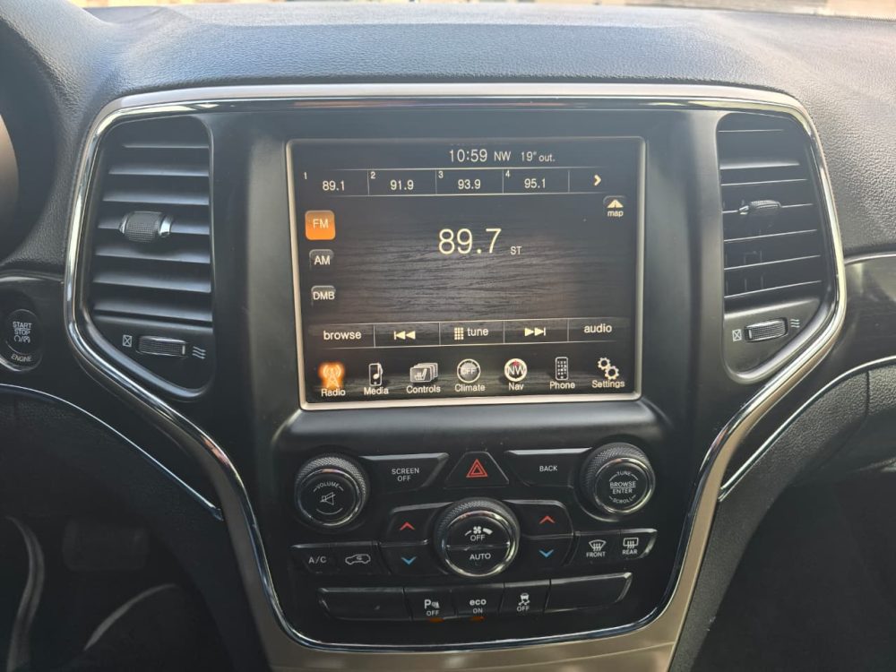 JEEP GRAND CHEROKEE LIMITED 2014 – 3.0 DIESEL / 5 PASAJEROS / 4X4 / FULL EQUIPPED - Imagen 28