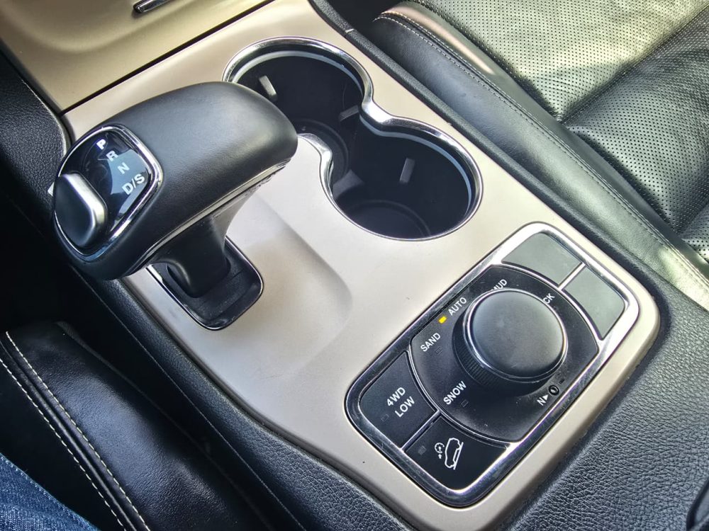 JEEP GRAND CHEROKEE LIMITED 2014 – 3.0 DIESEL / 5 PASAJEROS / 4X4 / FULL EQUIPPED - Imagen 30