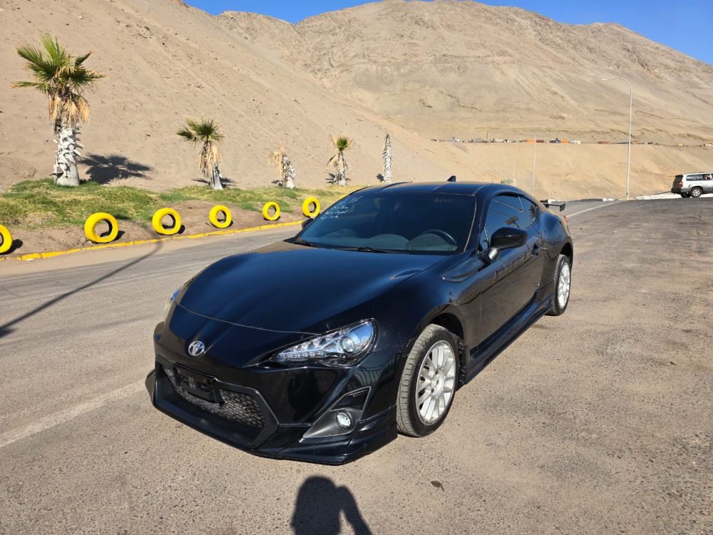 TOYOTA GT 86 2017 – 2.0cc / 4 Pasajeros / VOLENTE ORIGINAL / MECANICO / 6TA - Imagen 2