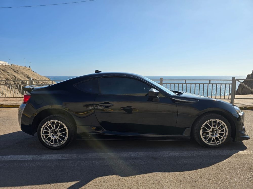 TOYOTA GT 86 2017 – 2.0cc / 4 Pasajeros / VOLENTE ORIGINAL / MECANICO / 6TA - Imagen 6