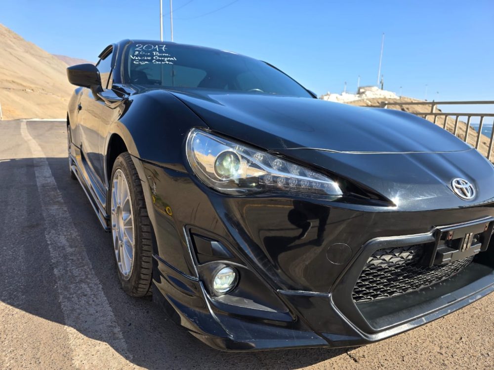 TOYOTA GT 86 2017 – 2.0cc / 4 Pasajeros / VOLENTE ORIGINAL / MECANICO / 6TA - Imagen 8