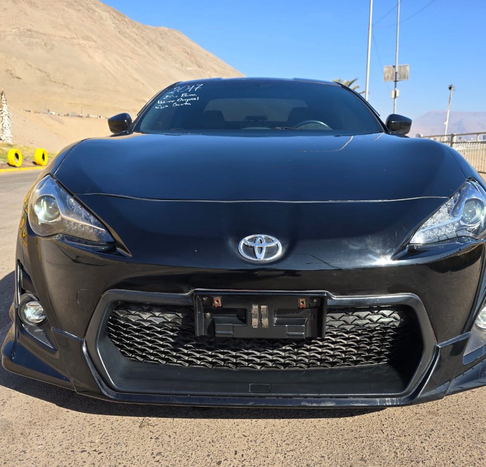 TOYOTA GT 86 2017 – 2.0cc / 4 Pasajeros / VOLENTE ORIGINAL / MECANICO / 6TA