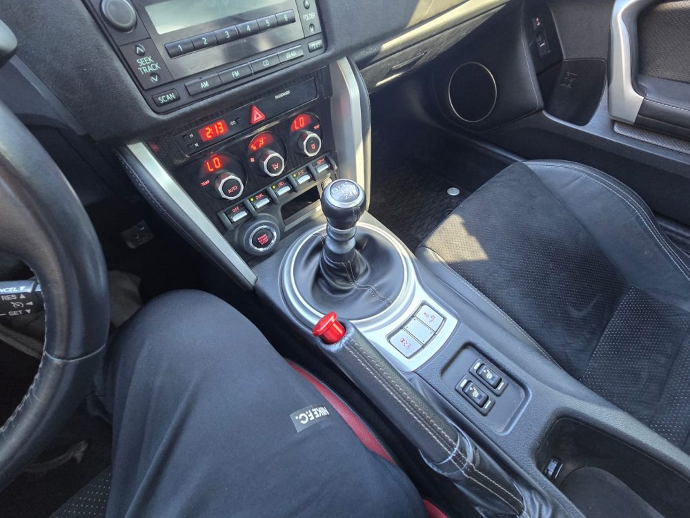 TOYOTA GT 86 2017 – 2.0cc / 4 Pasajeros / VOLENTE ORIGINAL / MECANICO / 6TA - Imagen 22