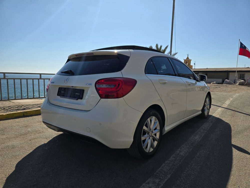 MERCEDES BENZ A180D 2015 – 1.5cc Turbo Diesel / 5 Pasajeros - Imagen 11