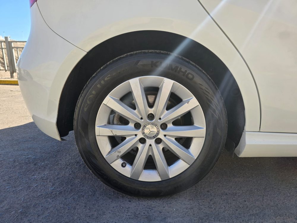MERCEDES BENZ A180D 2015 – 1.5cc Turbo Diesel / 5 Pasajeros - Imagen 17