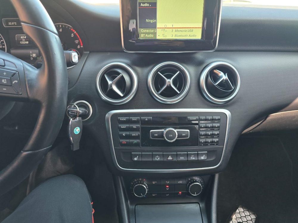 MERCEDES BENZ A180D 2015 – 1.5cc Turbo Diesel / 5 Pasajeros - Imagen 28