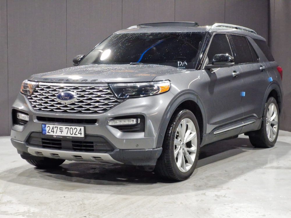 FORD EXPLORER PLATINUM 2021 – V6 EcoBoost de 3.0 L  / 4×4 / 6 Pasajeros