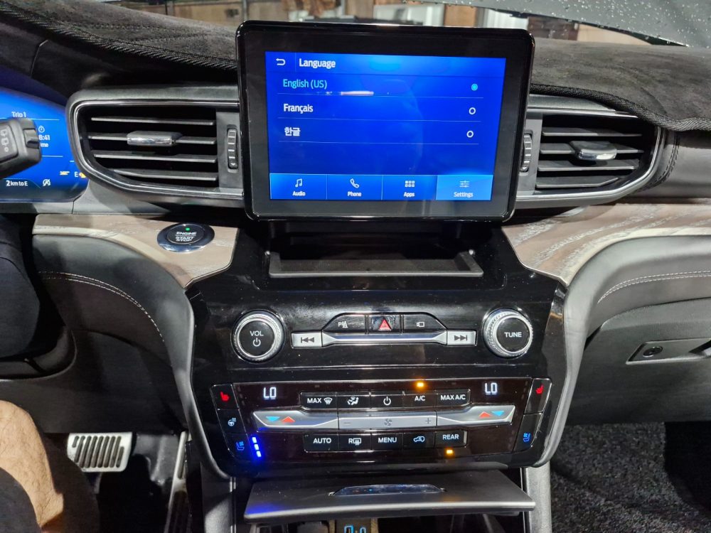FORD EXPLORER PLATINUM 2021 – V6 EcoBoost de 3.0 L  / 4×4 / 6 Pasajeros - Imagen 18