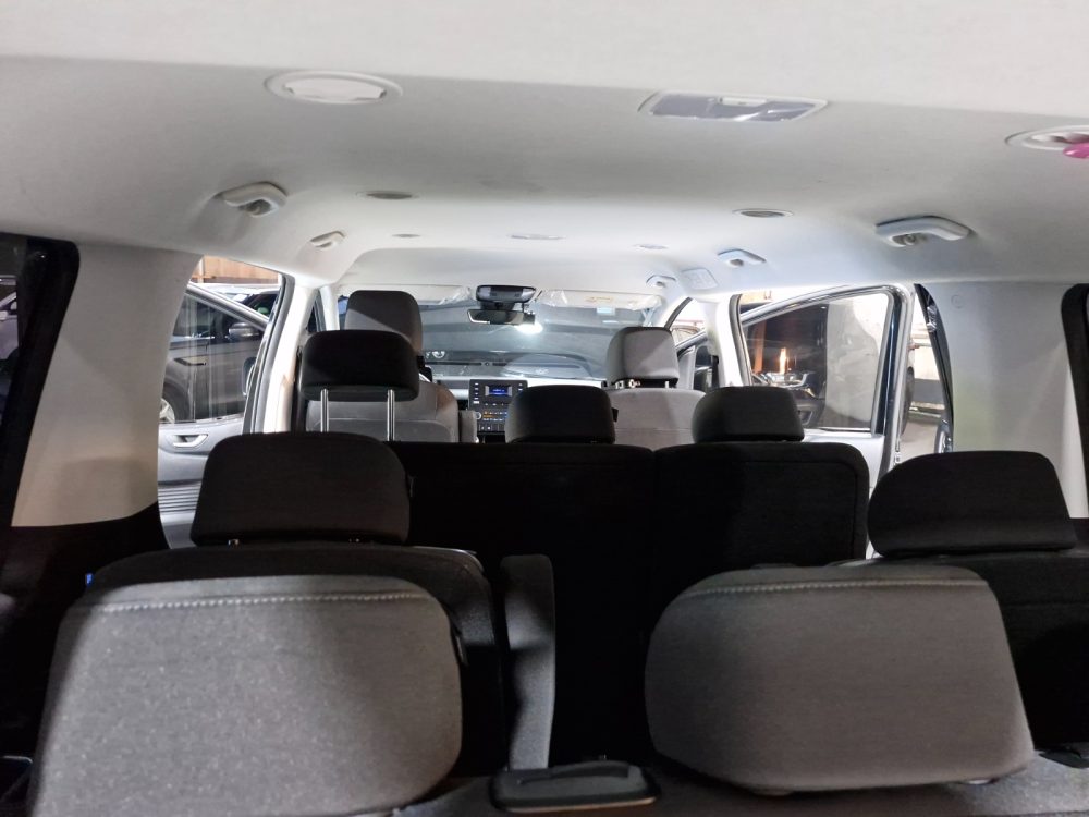 HYUNDAI STARIA 2023 – 2.2CC Turbo Diesel / 11 Pasajeros / 4×2 / cámara retro - Imagen 15