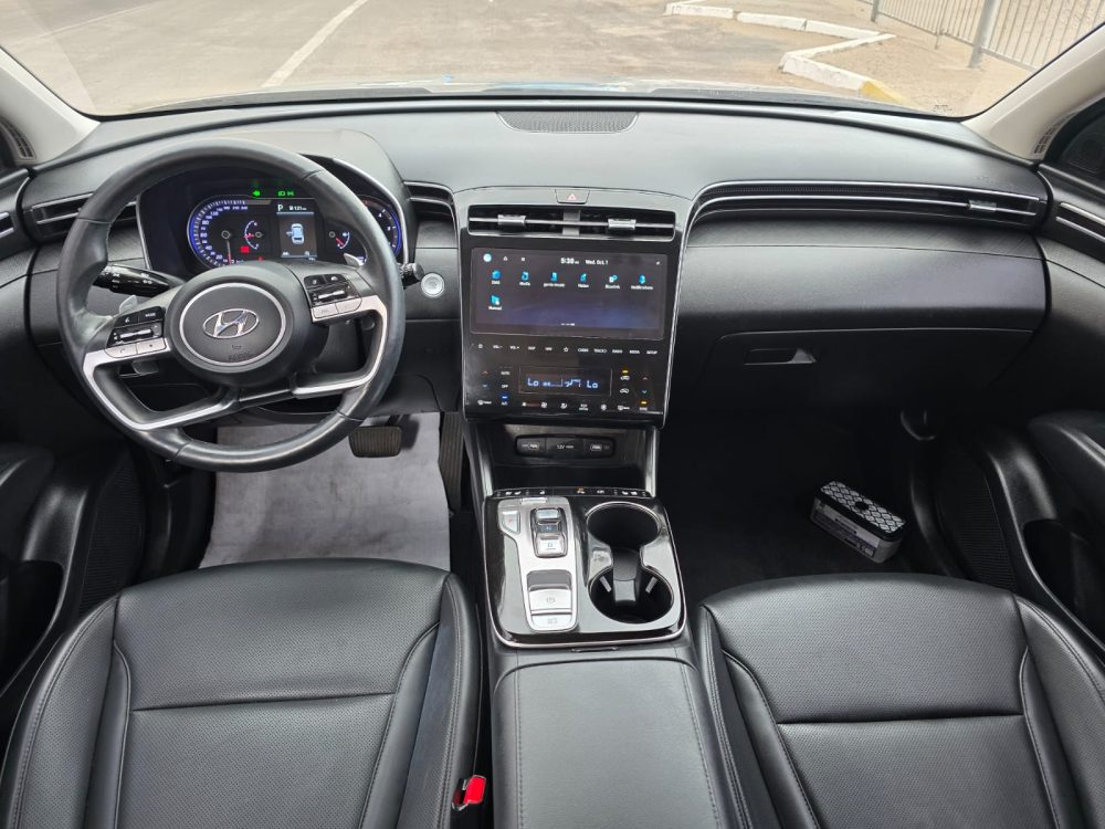 HYUNDAI TUCSON 2022 – 2.0CC Turbo Diesel / 5 Pasajeros / 4×2 - Imagen 24