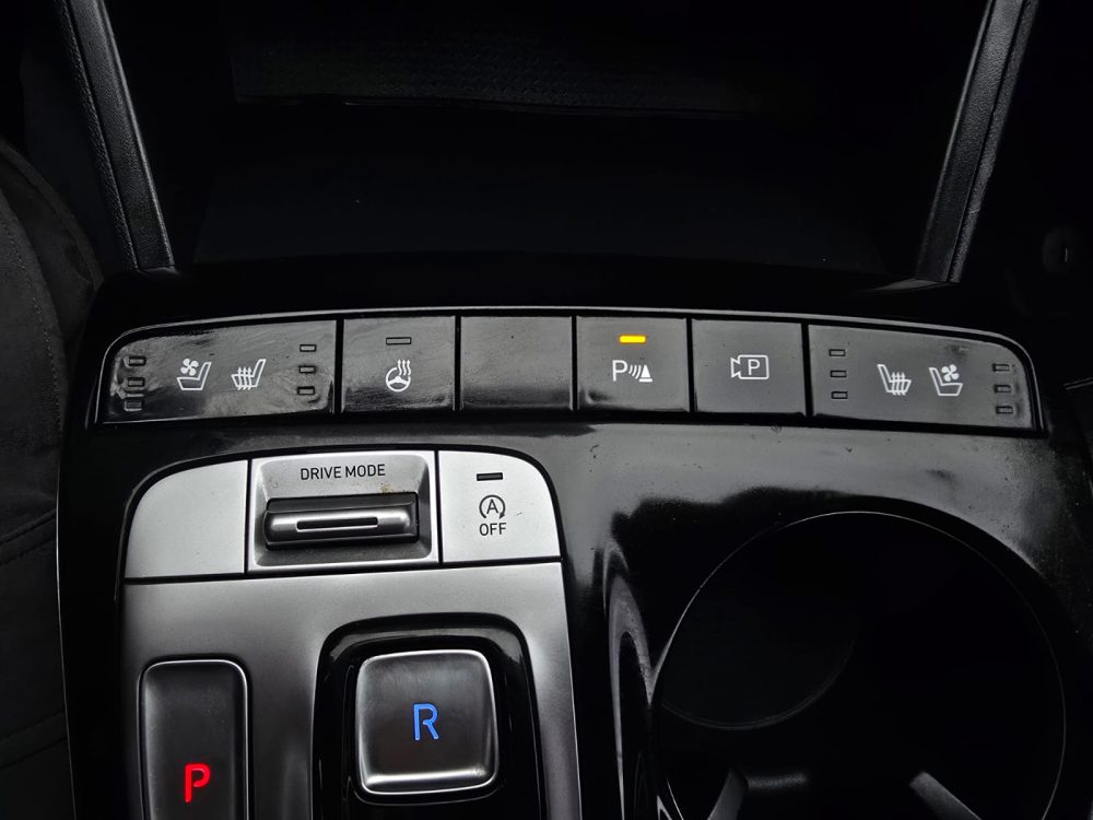 HYUNDAI TUCSON 2022 – 2.0CC Turbo Diesel / 5 Pasajeros / 4×2 - Imagen 29