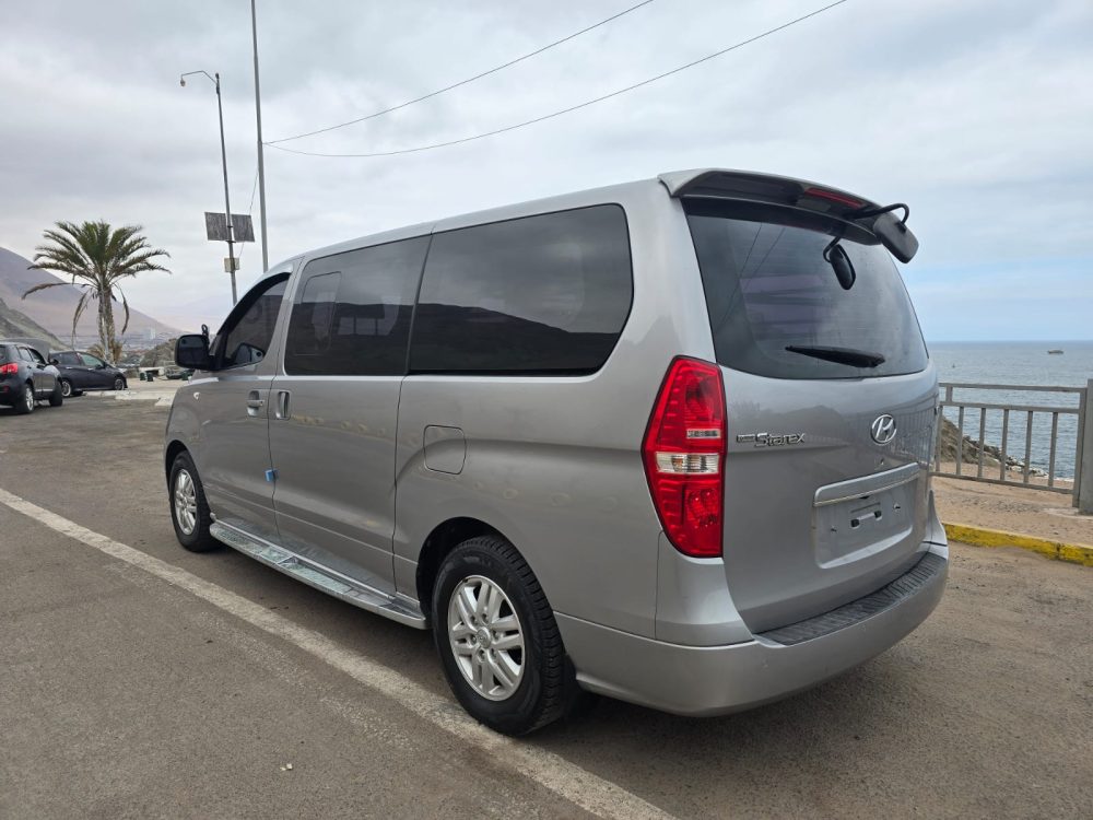 HYUNDAI GRAND STAREX 2019 – 2.5cc Turbo Diesel / 5 Pasajeros / 4×2 / Automático-Secuencial - Imagen 5