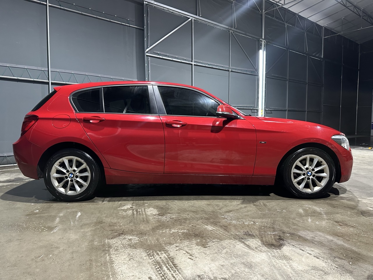 BMW 118D 2014 – 2.0cc TwinPowerTurbo Diesel / 5 Pasajeros / Full Equipped - Imagen 6