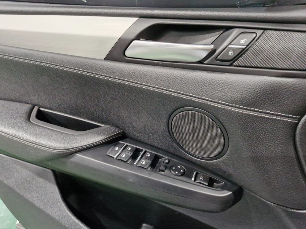 BMW X3 20d 2017 – 2.0CC TwinPowerTurbo Diesel / 4X4 / 5 Pasajeros / M Sport - Imagen 19
