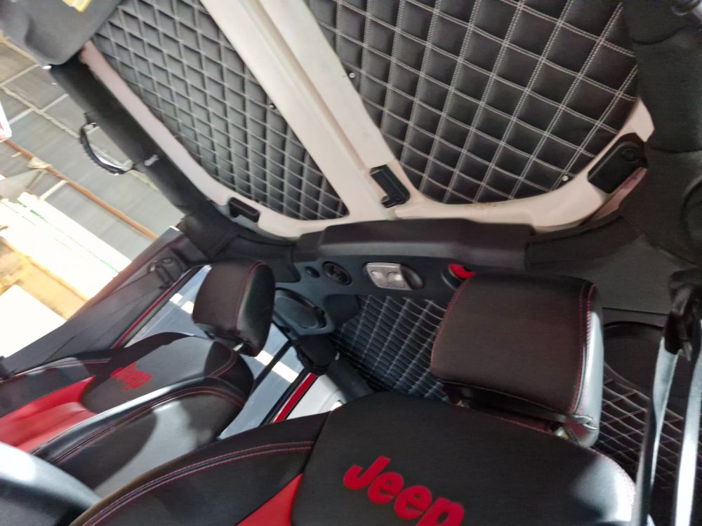 JEEP WRANGLER RUBICON 2014 – 2.8 DIESEL / 5 PASAJEROS / 4X4 / - Imagen 21