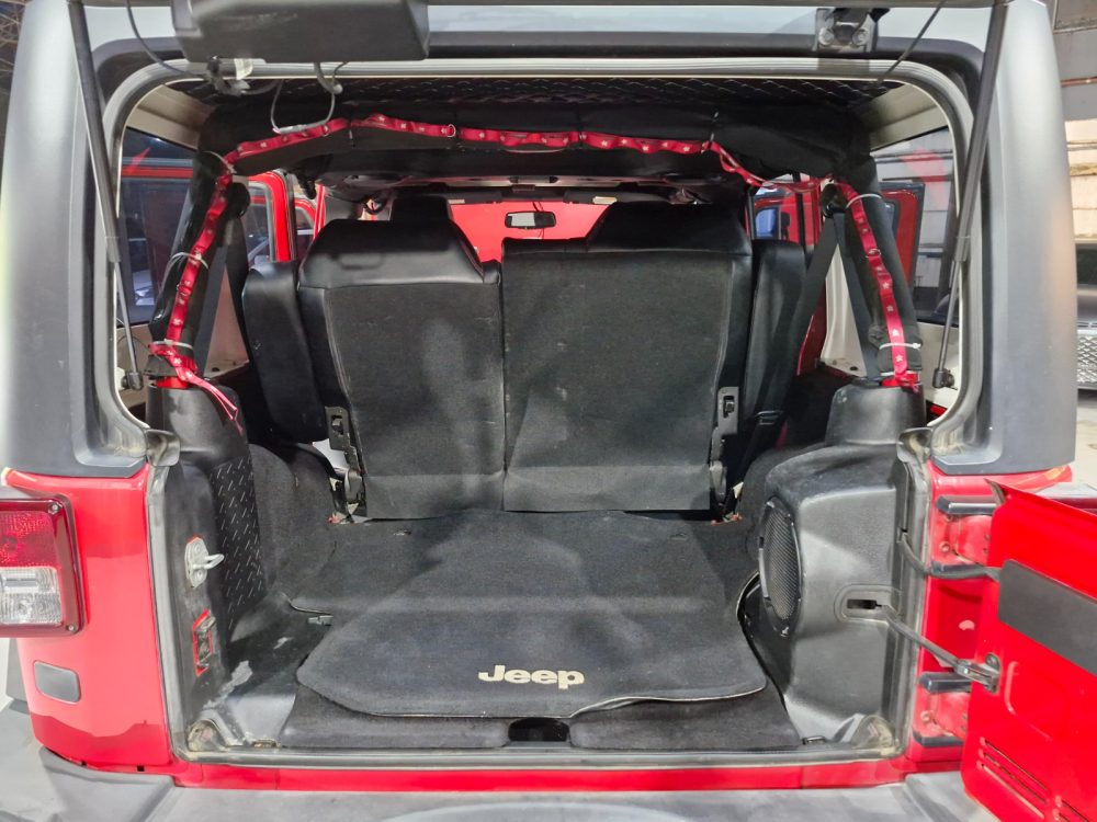 JEEP WRANGLER RUBICON 2014 – 2.8 DIESEL / 5 PASAJEROS / 4X4 / - Imagen 25