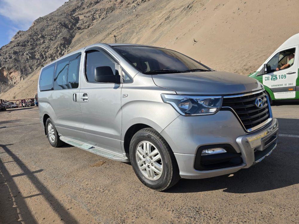 HYUNDAI GRAND STAREX 2020 – 2.5cc Turbo Diesel / 12 Pasajeros / 4×2 / Automático-Secuencial - Imagen 5