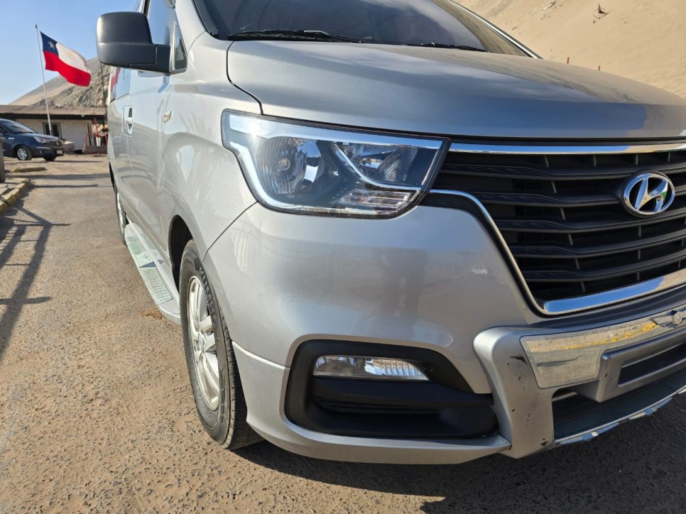 HYUNDAI GRAND STAREX 2020 – 2.5cc Turbo Diesel / 12 Pasajeros / 4×2 / Automático-Secuencial - Imagen 6