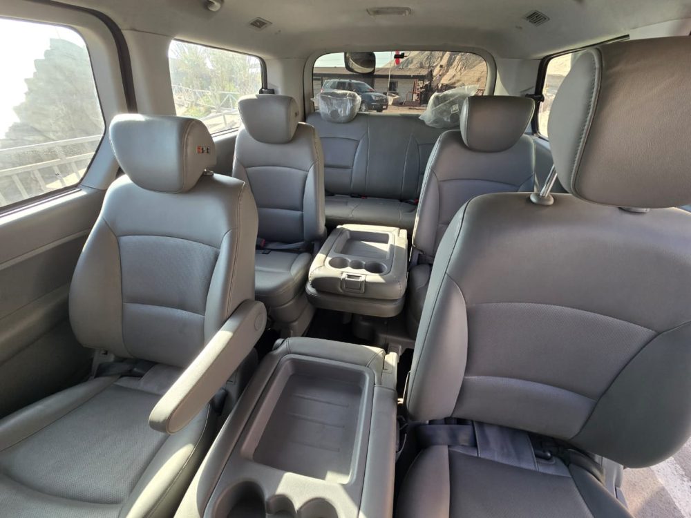 HYUNDAI GRAND STAREX 2020 – 2.5cc Turbo Diesel / 12 Pasajeros / 4×2 / Automático-Secuencial - Imagen 15
