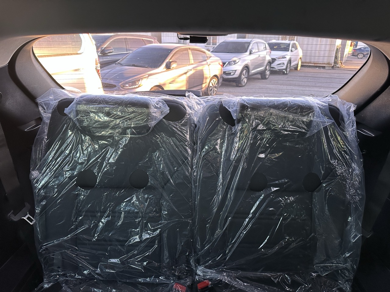 HYUNDAI SANTA FE 2018 – 2.0cc Turbo Diesel / 4×2 / 7 Pasajeros / Camara retro - Imagen 16