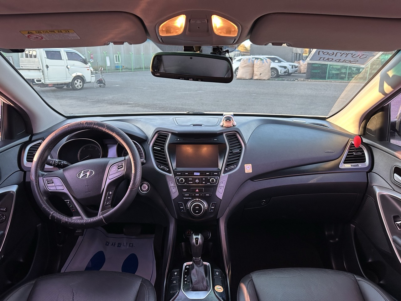 HYUNDAI SANTA FE 2018 – 2.0cc Turbo Diesel / 4×2 / 7 Pasajeros / Camara retro - Imagen 19