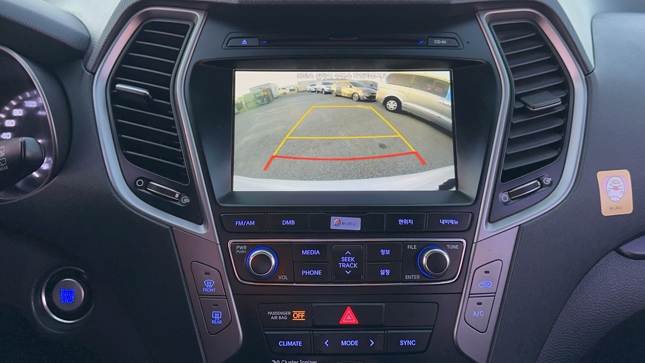 HYUNDAI SANTA FE 2018 – 2.0cc Turbo Diesel / 4×2 / 7 Pasajeros / Camara retro - Imagen 26