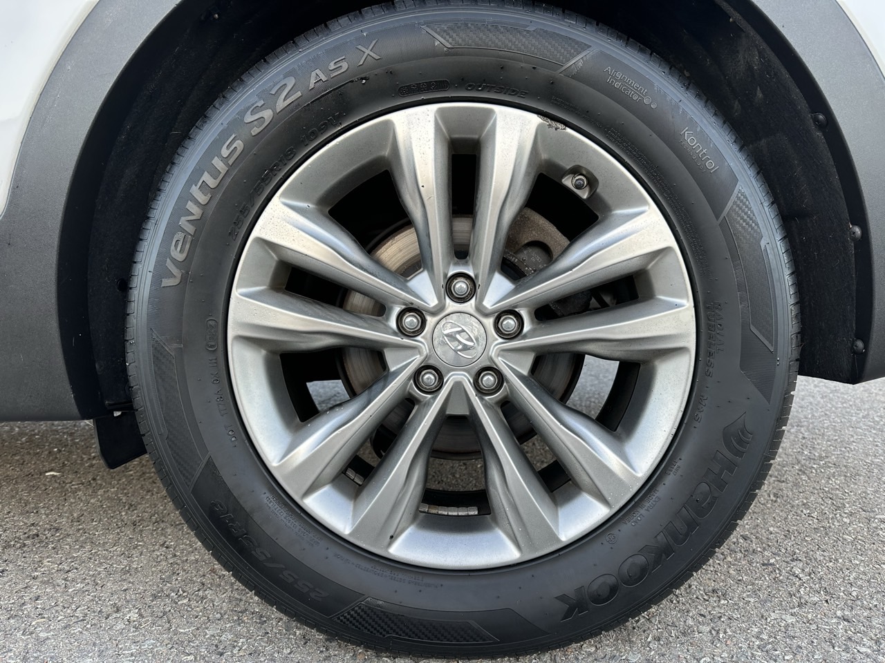 HYUNDAI SANTA FE 2018 – 2.0cc Turbo Diesel / 4×2 / 7 Pasajeros / Camara retro - Imagen 28