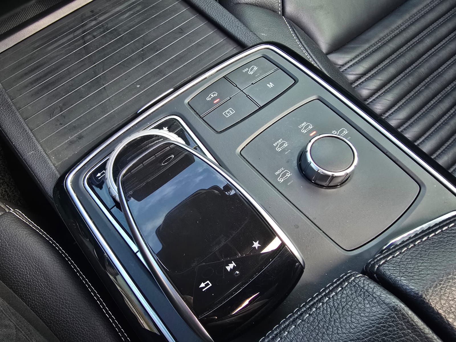 MERCEDES BENZ GLE 350d COUPE 2018 - 3.0cc Turbo Diesel / 5 Pasajeros / 4Matic / Kit AMG - Imagen 31