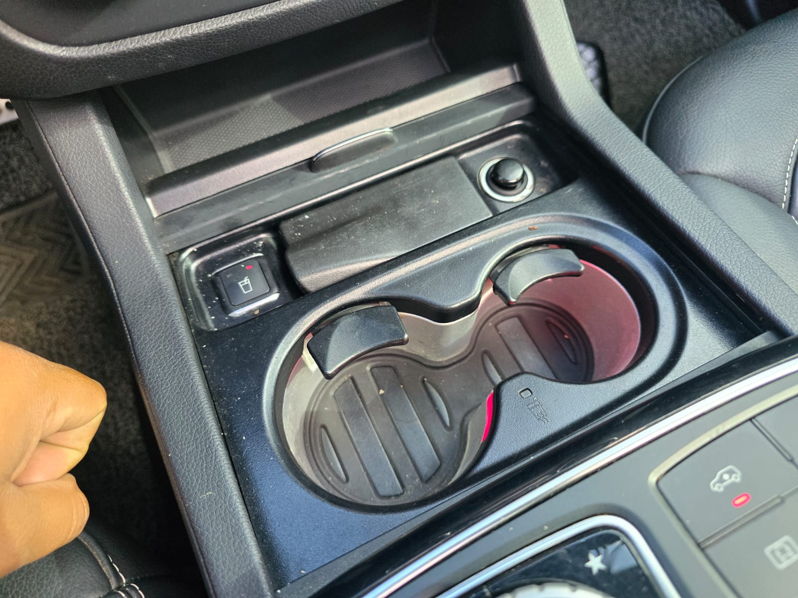 MERCEDES BENZ GLE 350d COUPE 2018 - 3.0cc Turbo Diesel / 5 Pasajeros / 4Matic / Kit AMG - Imagen 36