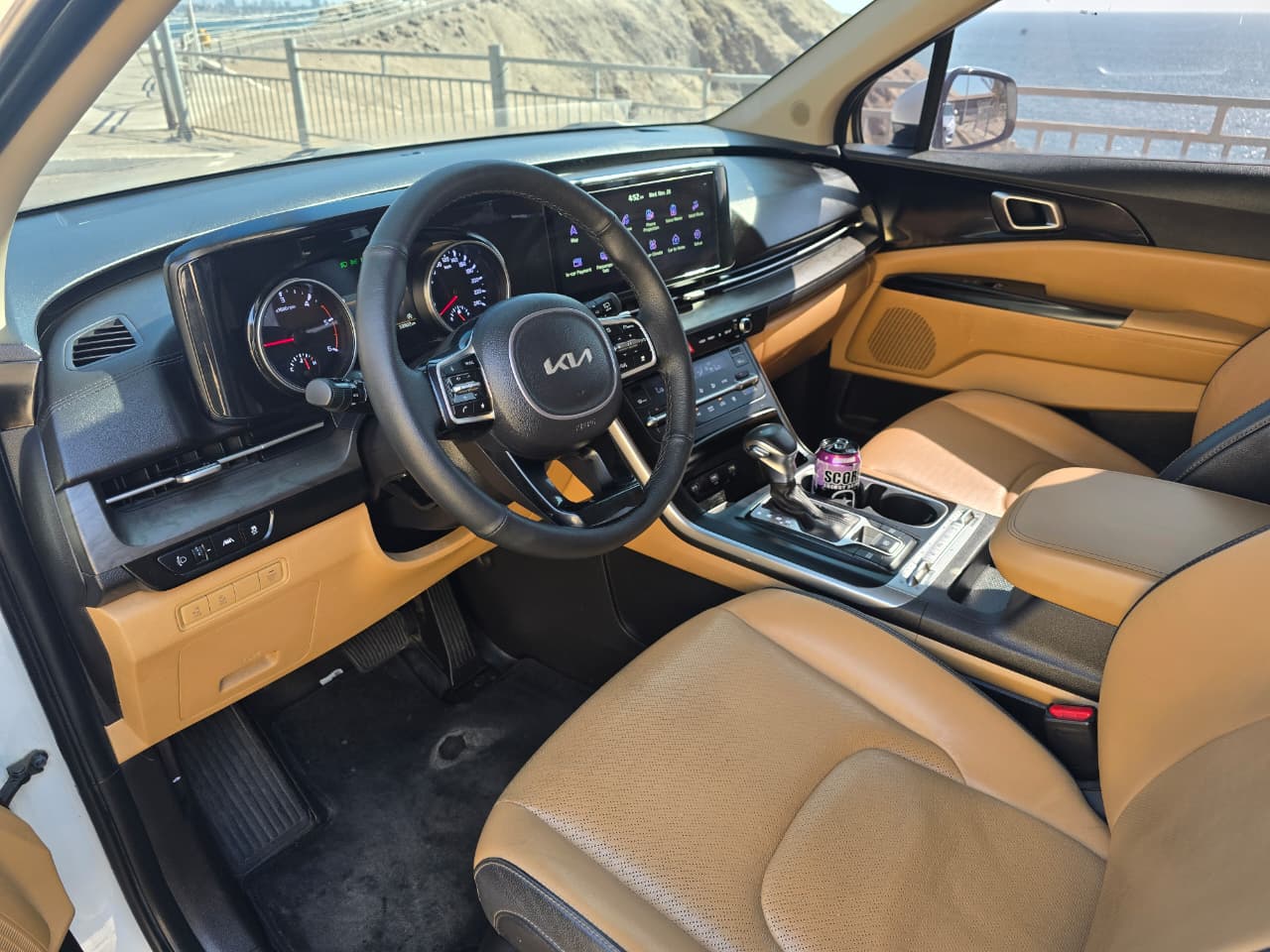 KIA CARNIVAL 2022 – 2.2cc Turbo Diesel / 4×2 / 9 Pasajeros / Puertas Eléctricas / Cámara de retroceso - Imagen 14