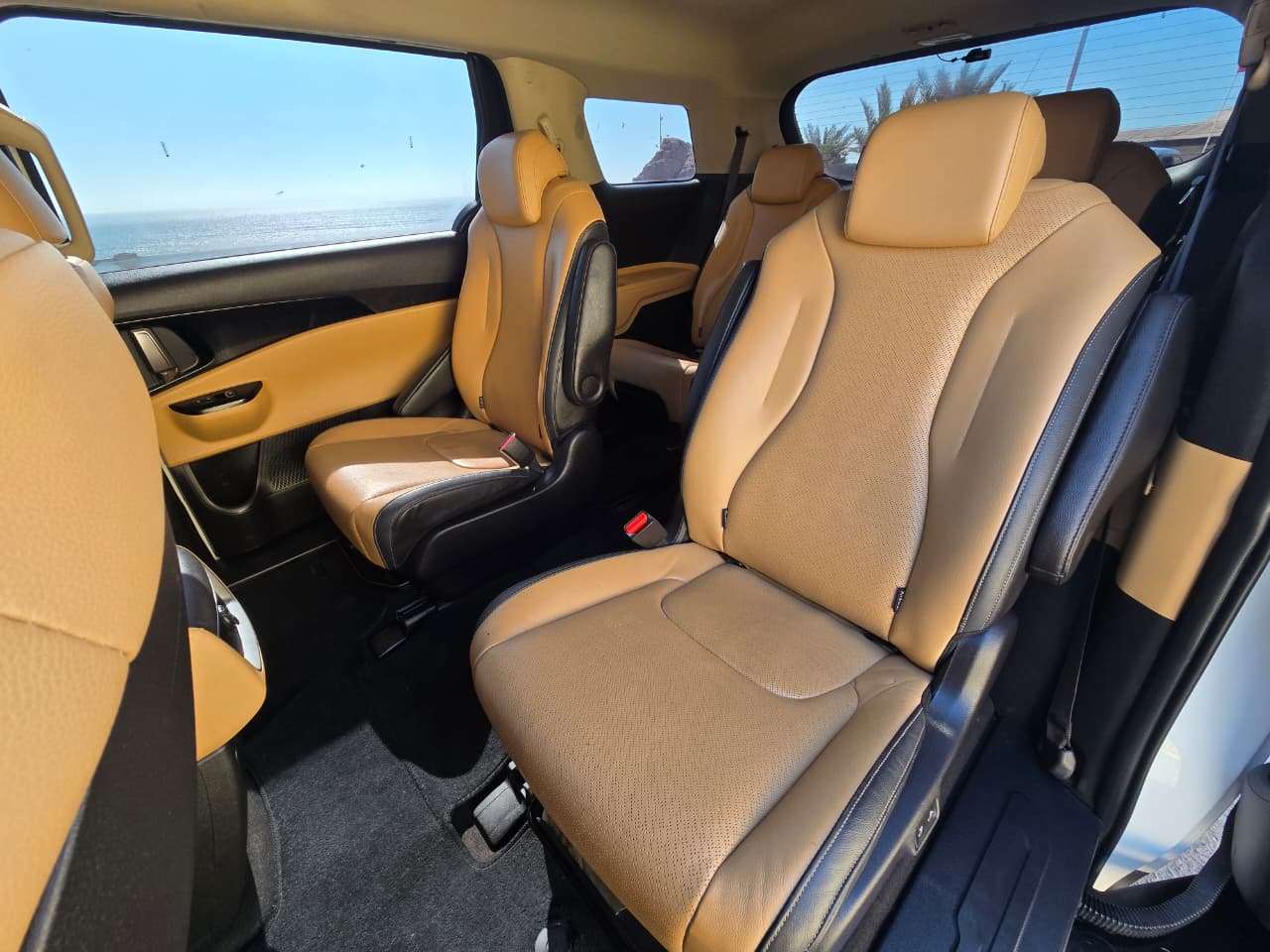 KIA CARNIVAL 2022 – 2.2cc Turbo Diesel / 4×2 / 9 Pasajeros / Puertas Eléctricas / Cámara de retroceso - Imagen 15