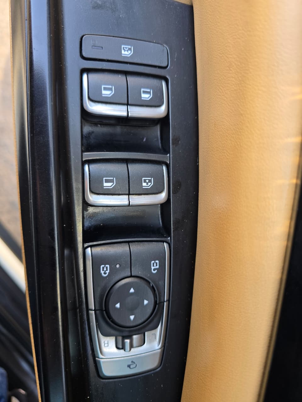 KIA CARNIVAL 2022 – 2.2cc Turbo Diesel / 4×2 / 9 Pasajeros / Puertas Eléctricas / Cámara de retroceso - Imagen 22