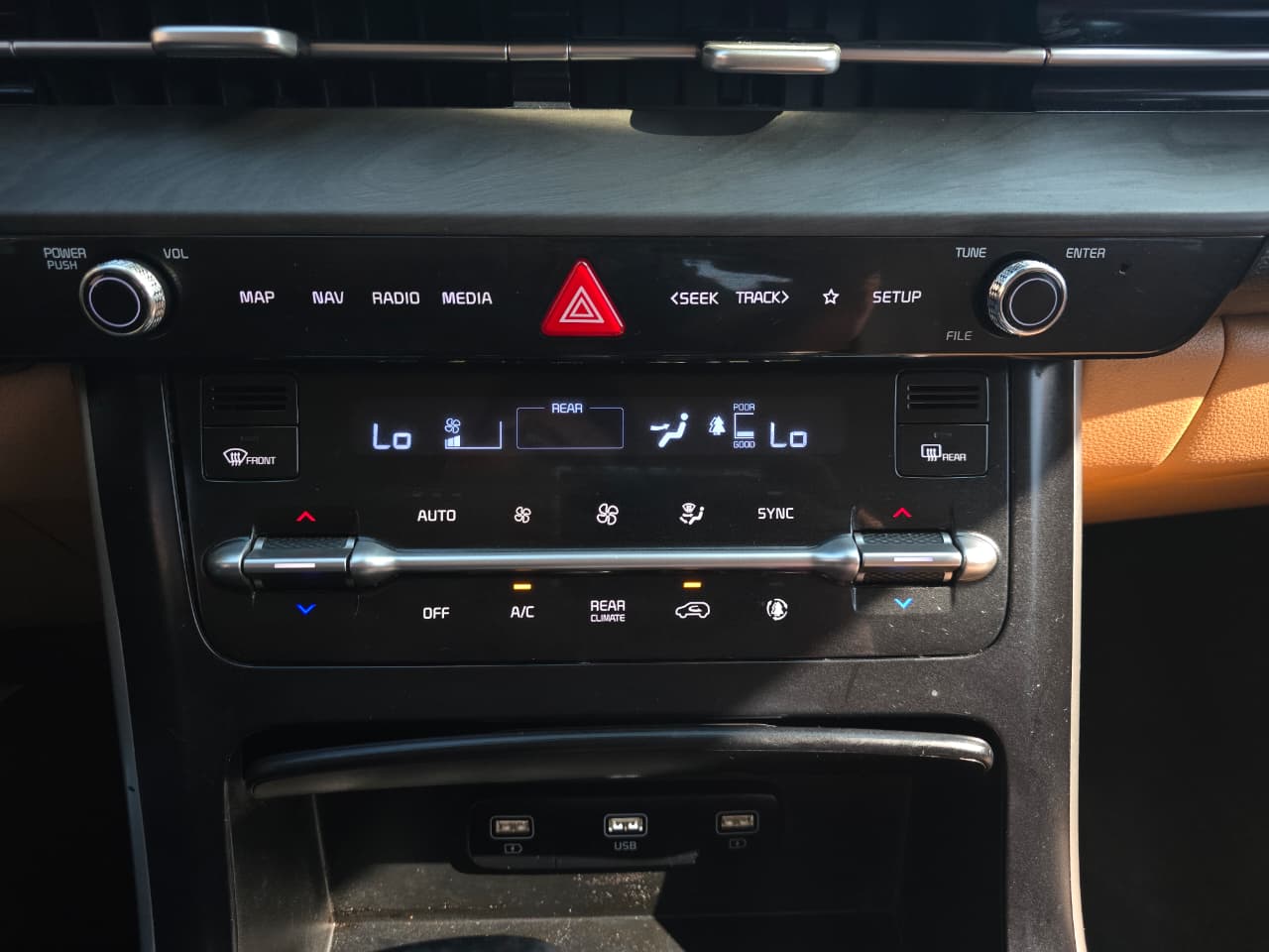 KIA CARNIVAL 2022 – 2.2cc Turbo Diesel / 4×2 / 9 Pasajeros / Puertas Eléctricas / Cámara de retroceso - Imagen 33