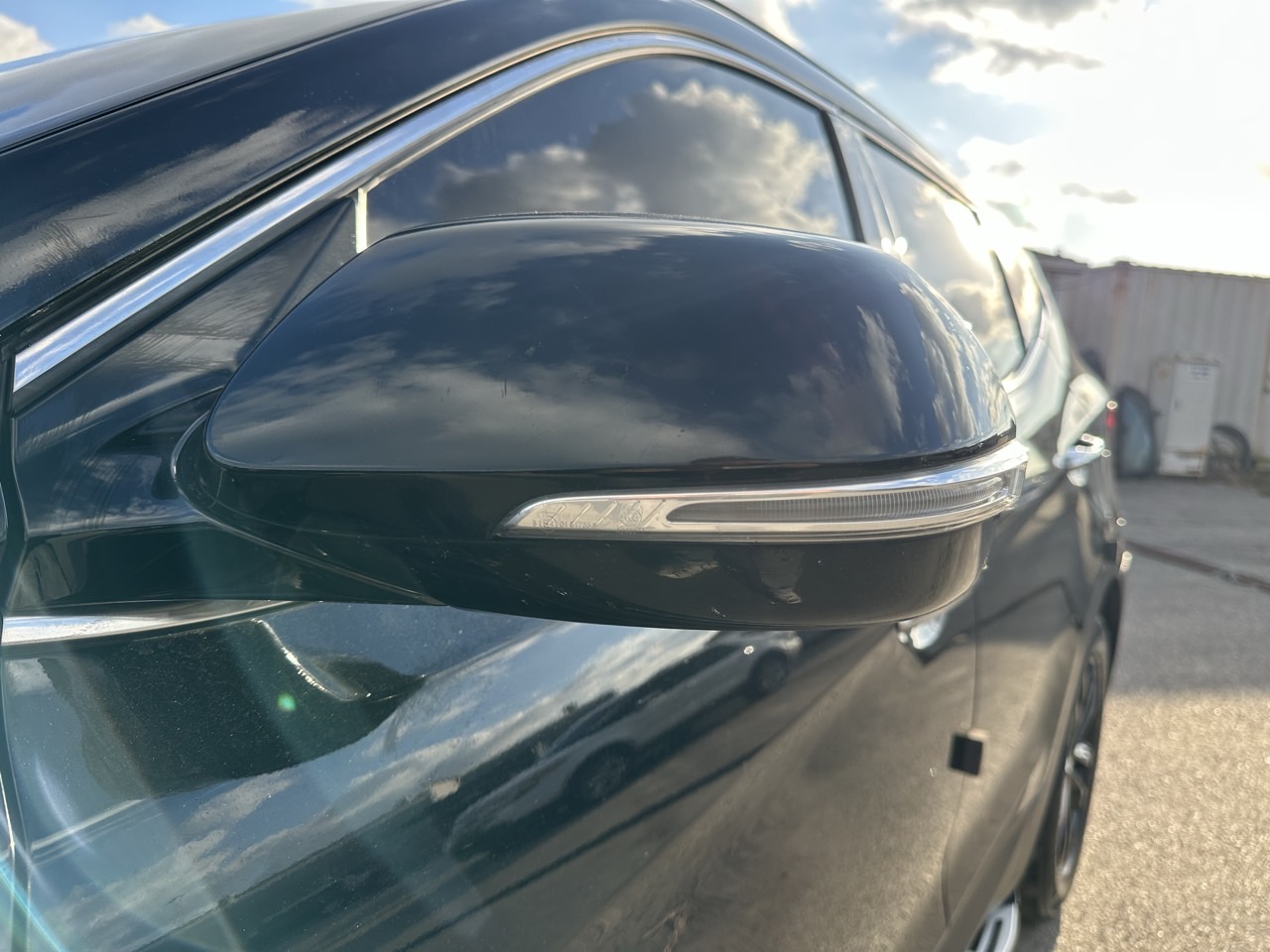 HYUNDAI SANTA FE 2018 – 2.0cc Turbo Diesel / 4×2 / 7 Pasajeros / Portalon Electronico / Camara retro - Imagen 15