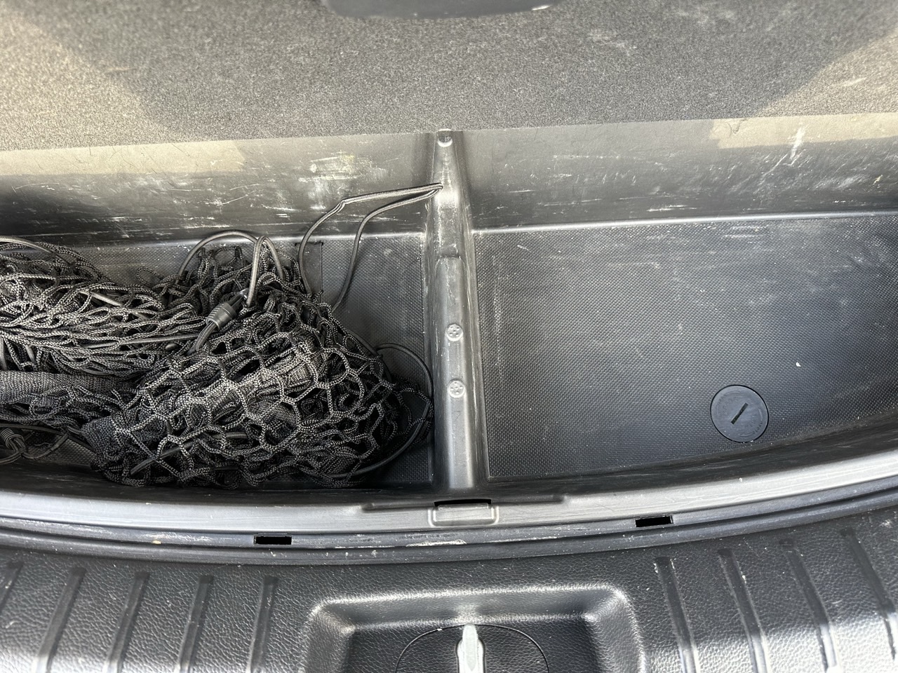 HYUNDAI SANTA FE 2018 – 2.0cc Turbo Diesel / 4×2 / 7 Pasajeros / Portalon Electronico / Camara retro - Imagen 30