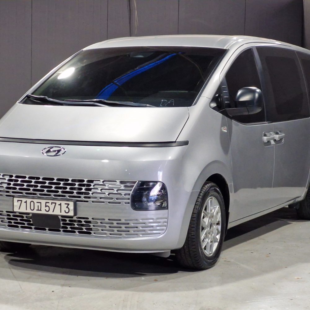 HYUNDAI STARIA 2022 – 2.2cc Turbo Diesel / 11 Pasajeros / 4×2 / Automático-Secuencial