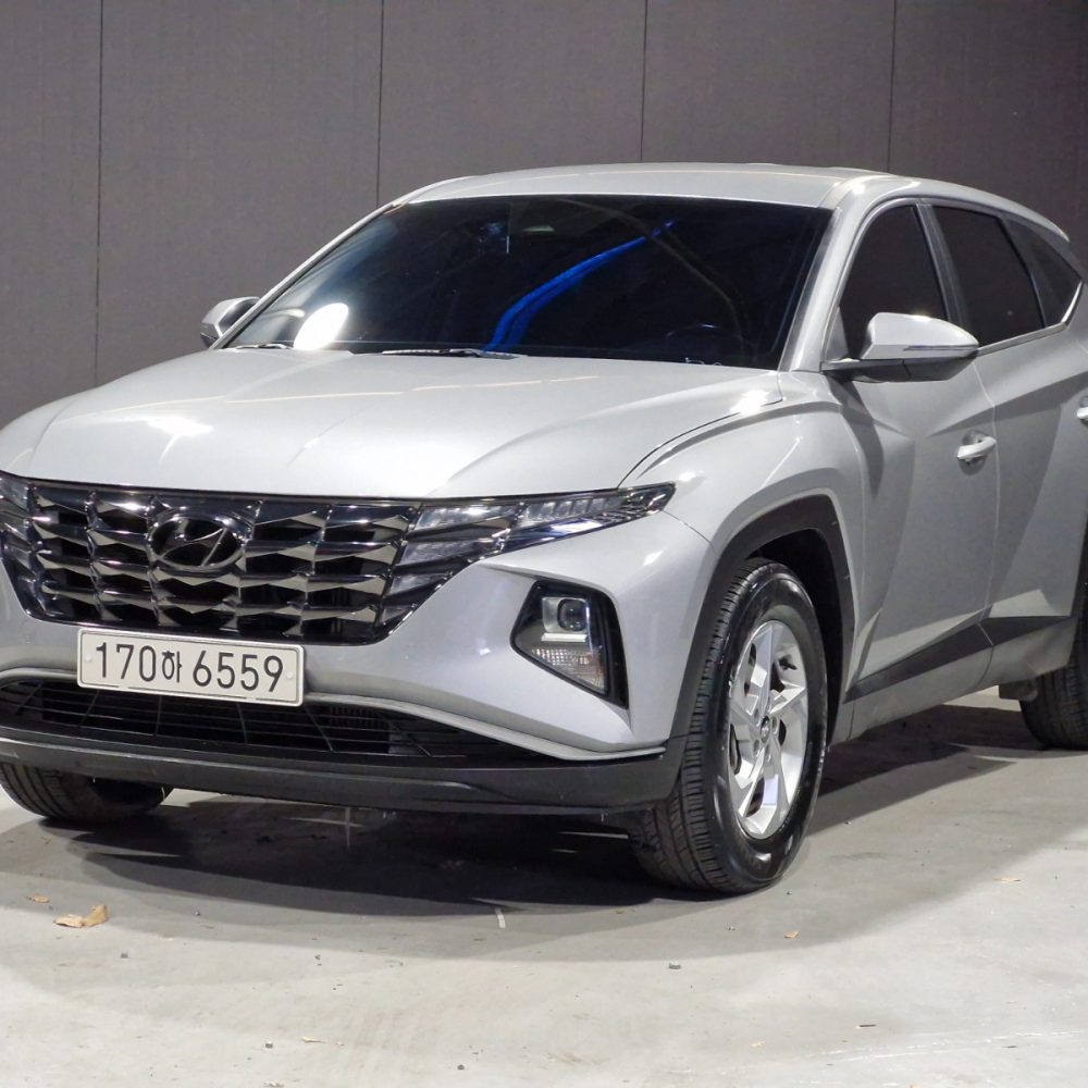 HYUNDAI TUCSON 2021 – 2.0cc Turbo Diesel / 4×2 / 5 Pasajeros / Camara retro