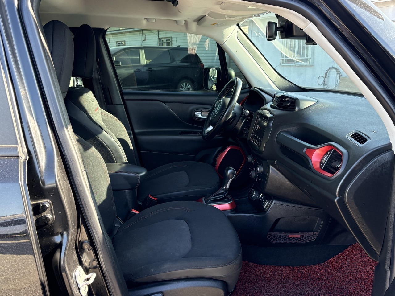 JEEP RENEGADE 2018 - 2.0 DIESEL TRAIHAWK AWD - Imagen 22