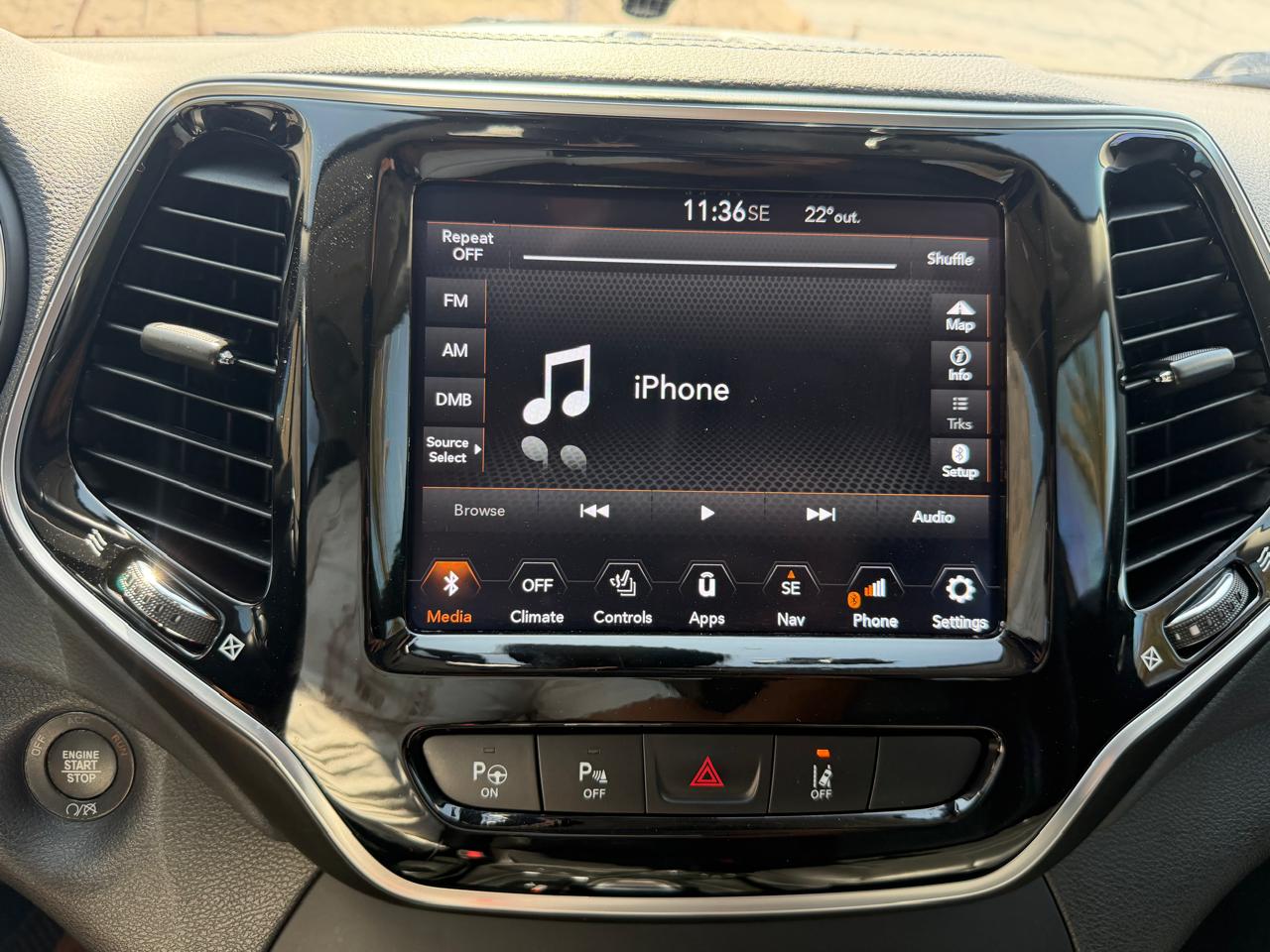 JEEP CHEROKEE 2020 – 2.4 cc GASOLINA / 5 PASAJEROS / 4X4 / LIMITED - Imagen 18